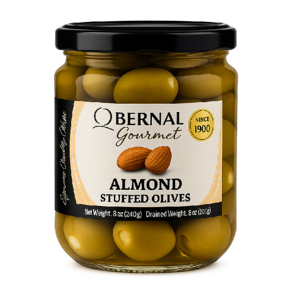 Купити Оливки з мигдалем Bernal Gourmet - зелений делікатес преміум-класу з Іспанії!  Ідеальний тандем смаку: соковита оливка та цілісний мигдаль усередині. — преміальні Оливки · Маслини від Cheese Map™ Україна