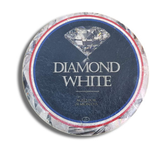 Сир витриманий "Білий Діамант" Diamond White 24+ – вершина смаку серед витриманих сирів - фото | Сирна Карта