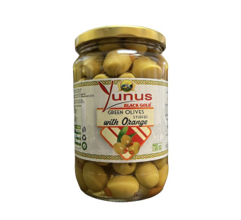 Зелені оливки фаршировані апельсином 